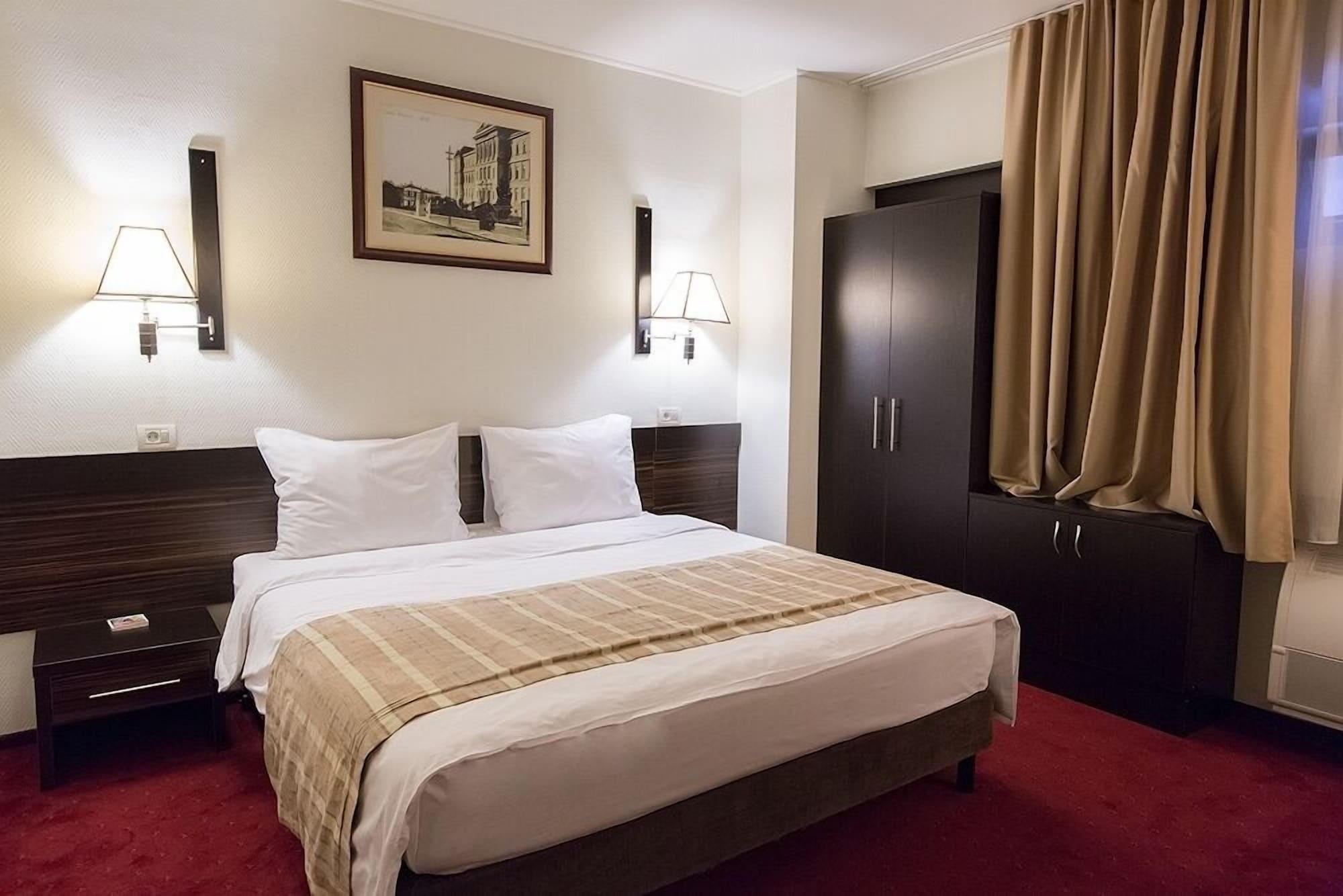 Ramada Iasi City Center Eksteriør billede